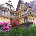 U Hani W Poblizu Goracy Potok I Termy