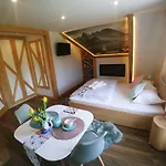 Bed and Breakfast U Hani W Poblizu Goracy Potok I Termy