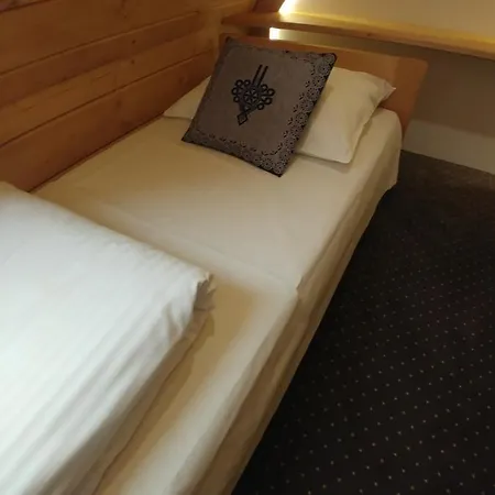U Hani W Poblizu Goracy Potok I Termy 3*