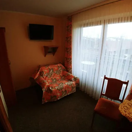 U Hani W Poblizu Goracy Potok I Termy Bed and Breakfast 3*