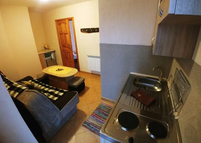 U Hani W Poblizu Goracy Potok I Termy 3*