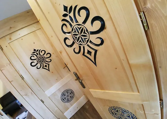 U Hani W Poblizu Goracy Potok I Termy